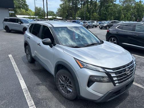 Brilliant Silver Metallic 2024 Nissan Rogue S