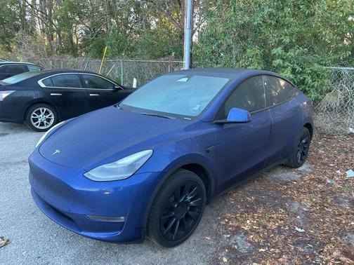 2023 Tesla Model Y Long Range