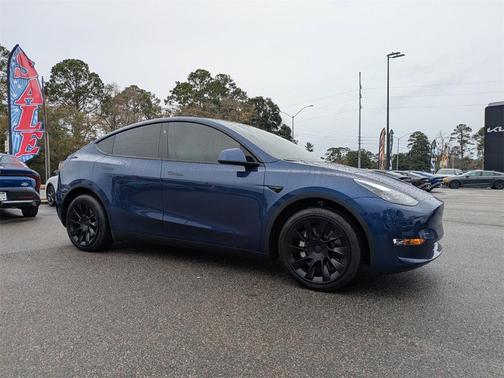 2023 Tesla Model Y Long Range