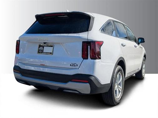 2025 Kia Sorento LX