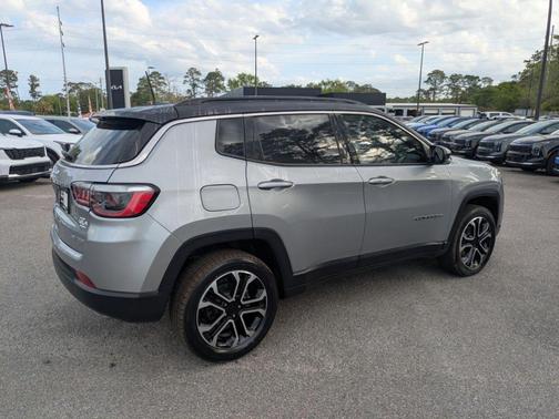 Billet Silver Metallic Clearcoat 2022 Jeep Compass Limited