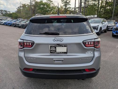 Billet Silver Metallic Clearcoat 2022 Jeep Compass Limited