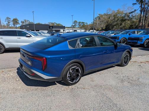 2025 Kia K4 EX