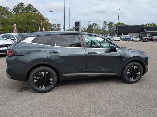 Gravity Gray 2026 Kia Sportage Hybrid LX