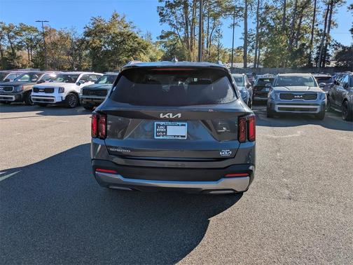 2024 Kia Sorento S