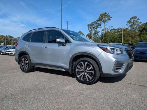 Ice Silver Metallic 2019 Subaru Forester Limited