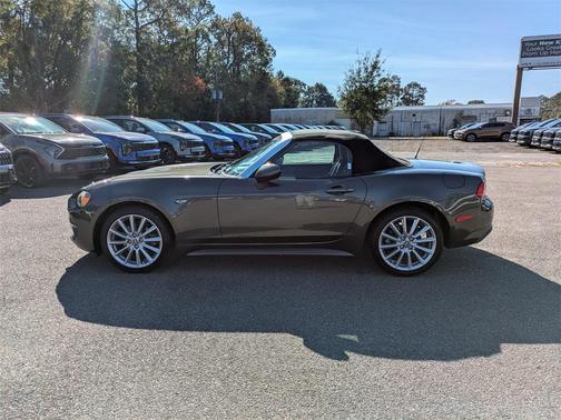 2017 FIAT 124 Spider Lusso