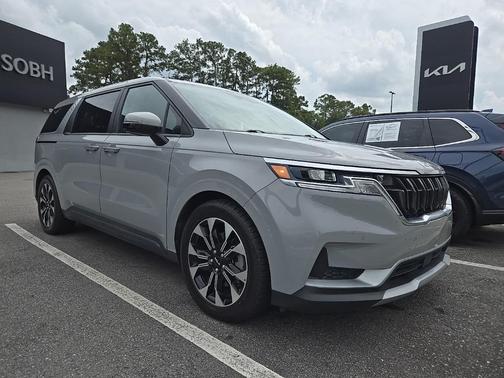 2022 Kia Carnival EX