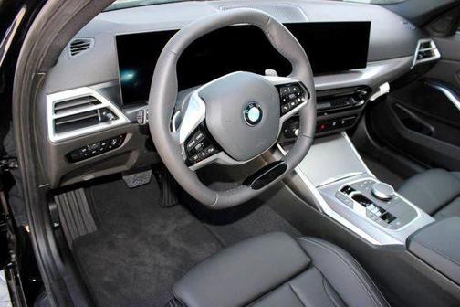 2025 BMW 330 i xDrive