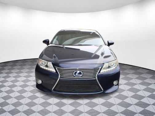 2015 Lexus ES 300h Base