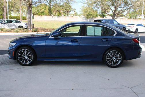 2022 BMW 330 xDrive