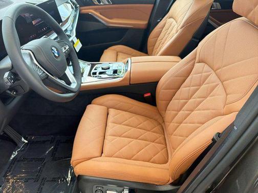 Manhattan Green Metallic 2026 BMW X5 sDrive40i