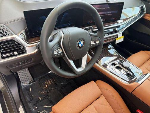 Manhattan Green Metallic 2026 BMW X5 sDrive40i