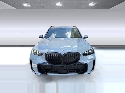 Brooklyn Grey Metallic 2026 BMW X5 xDrive40i
