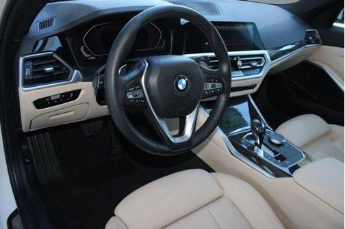 2019 BMW 330 330i