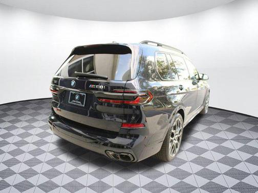 2026 BMW X7 M60i