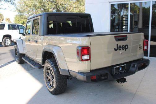 2022 Jeep Gladiator Willys 4x4