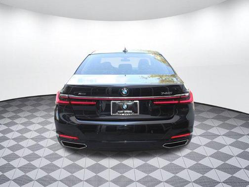 2020 BMW 740 xDrive