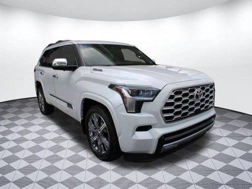 2025 Toyota Sequoia Base