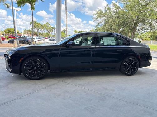 Carbon Black Metallic 2026 BMW 760 xDrive