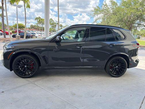 Dravit Grey Metallic 2026 BMW X5 M60i