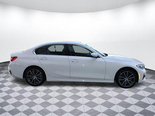2022 BMW 330 xDrive