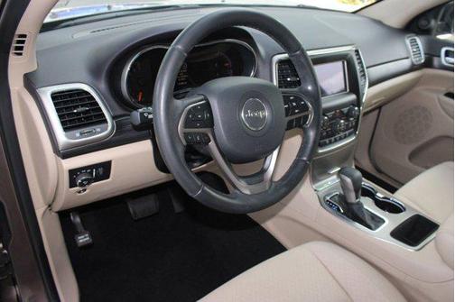 2019 Jeep Grand Cherokee Laredo