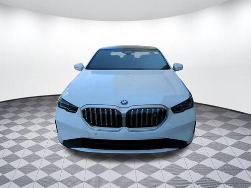 2025 BMW i5 xDrive40