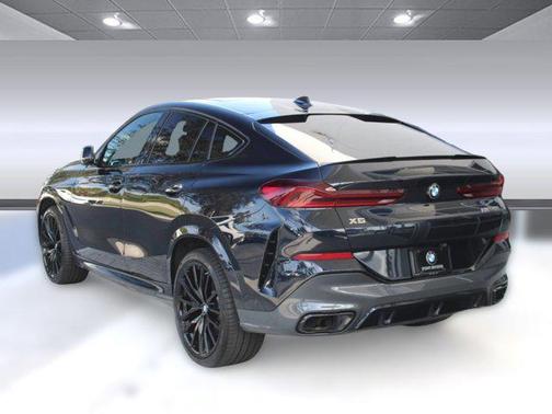 2020 BMW X6 M50i