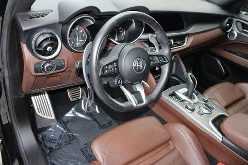 2020 Alfa Romeo Stelvio Ti Sport