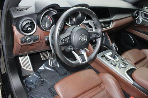 2020 Alfa Romeo Stelvio Ti Sport