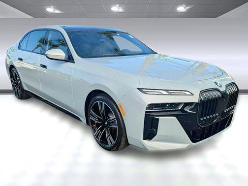 2025 BMW 760 i xDrive