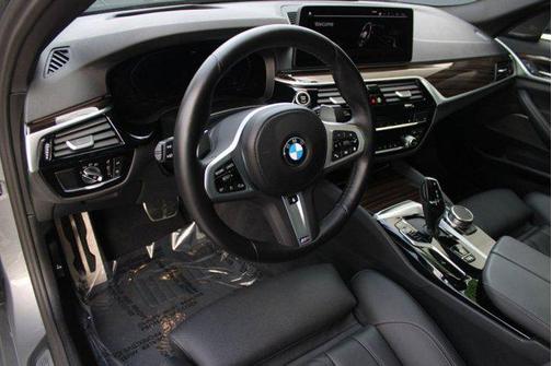 2023 BMW 540 i xDrive