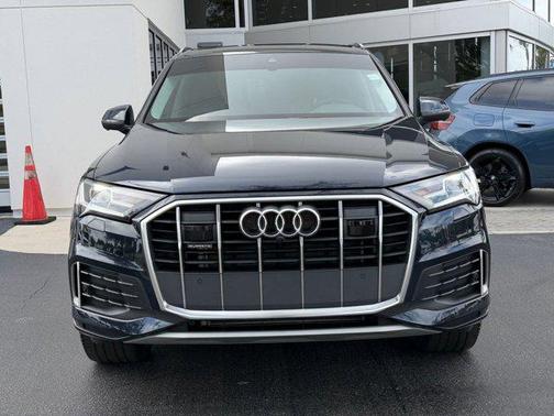 2023 Audi Q7 45 Premium