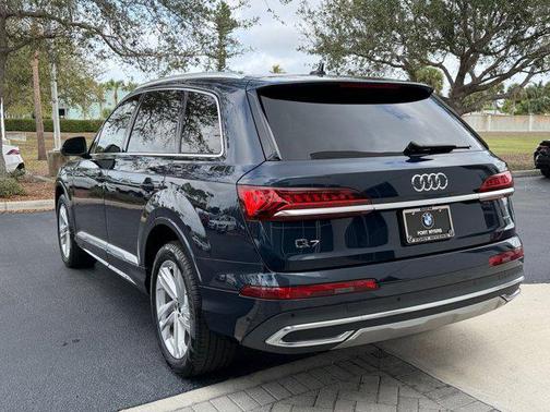 2023 Audi Q7 45 Premium