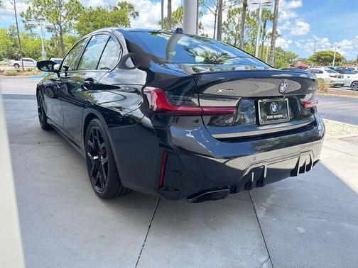Black Sapphire Metallic 2026 BMW M340 xDrive