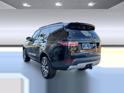 Black 2019 Land Rover Discovery HSE