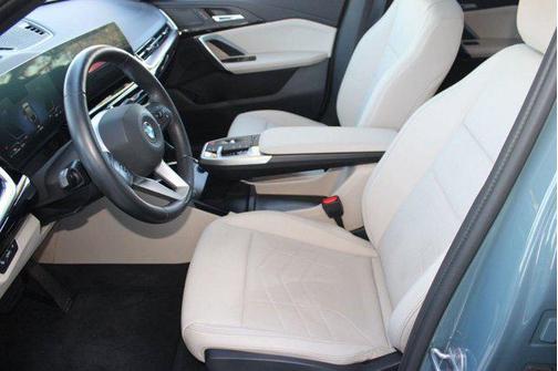 2025 BMW X2 xDrive28i