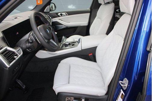 2026 BMW X5 M60i