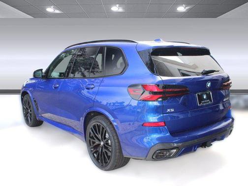 2026 BMW X5 M60i