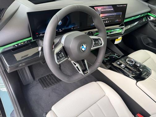 Cape York Green Metallic 2027 BMW 530 i xDrive