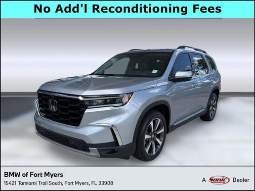 Lunar Silver Metallic 2024 Honda Pilot Elite