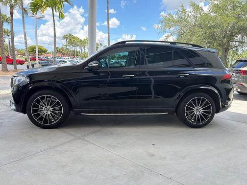 Black 2022 Mercedes-Benz GLE 350 Base