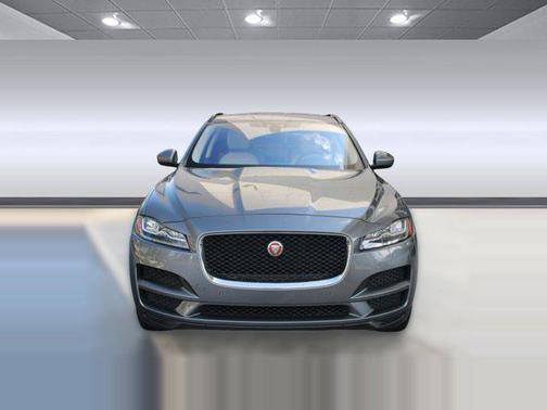 2017 Jaguar F-PACE 35t Prestige