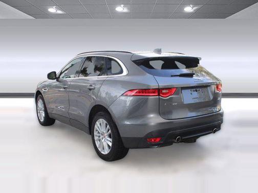 2017 Jaguar F-PACE 35t Prestige