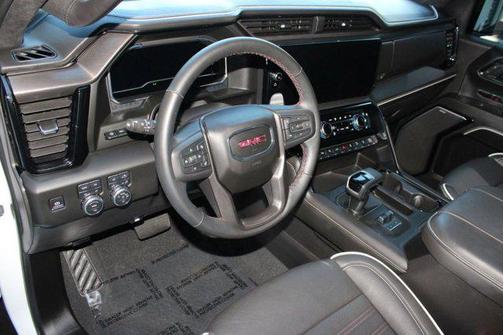 2025 GMC Sierra 1500 AT4X