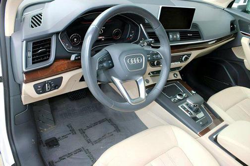 2018 Audi Q5 2.0T Premium Plus