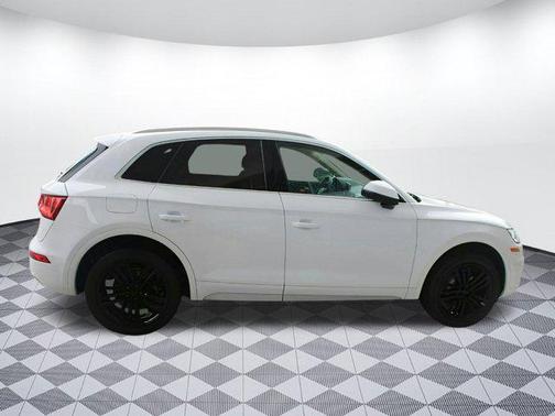 2018 Audi Q5 2.0T Premium Plus