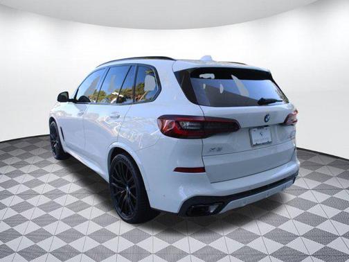 2023 BMW X5 sDrive40i
