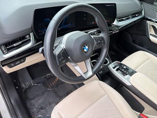 Space Silver Metallic 2023 BMW X1 xDrive28i